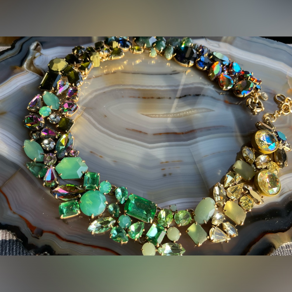 **RARE** J. Crew Green Multi-Colored Ombré Crystal Cluster Statement Nec… - Picture 4 of 6